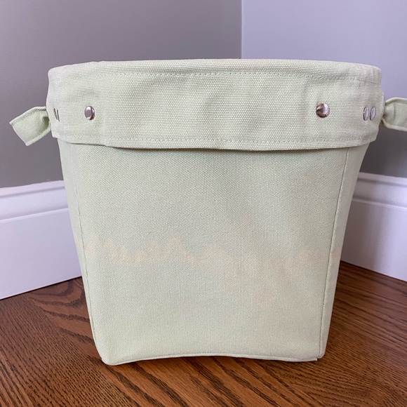 Pottery barn kids small green canvas bin - Picture 7 of 7